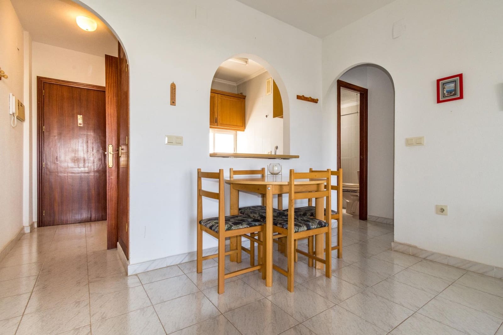 1 chambre Appartement à vendre à Torrevieja avec piscine - 127 260 € (Ref: 9758989)