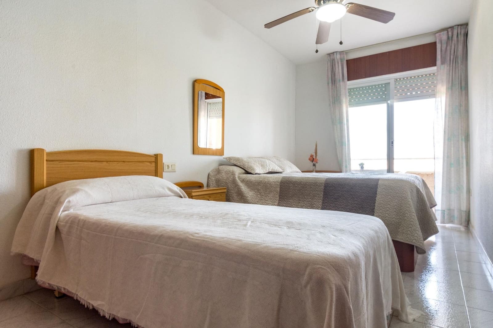 1 chambre Appartement à vendre à Torrevieja avec piscine - 127 260 € (Ref: 9758989)