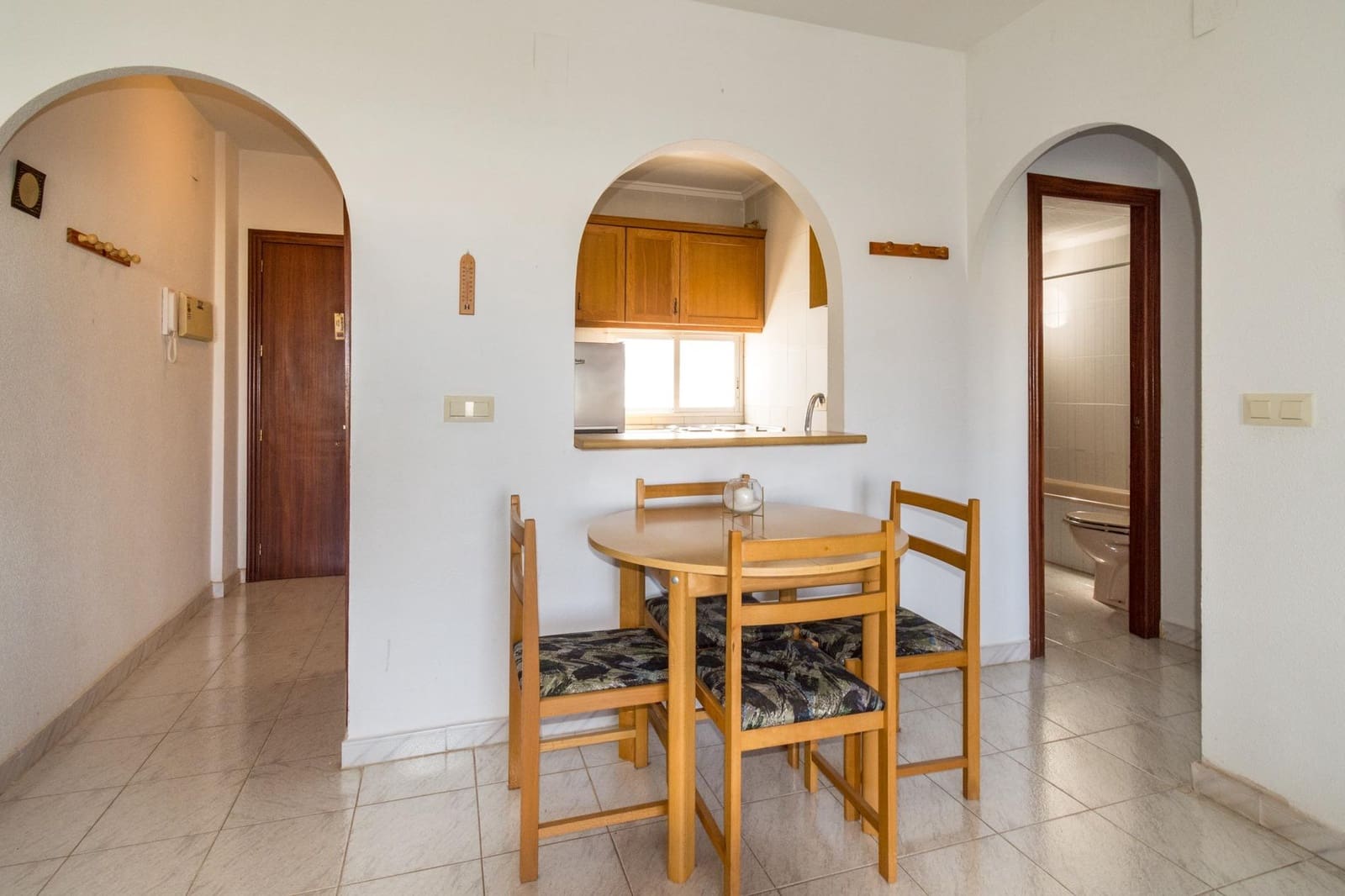 1 chambre Appartement à vendre à Torrevieja avec piscine - 127 260 € (Ref: 9758989)