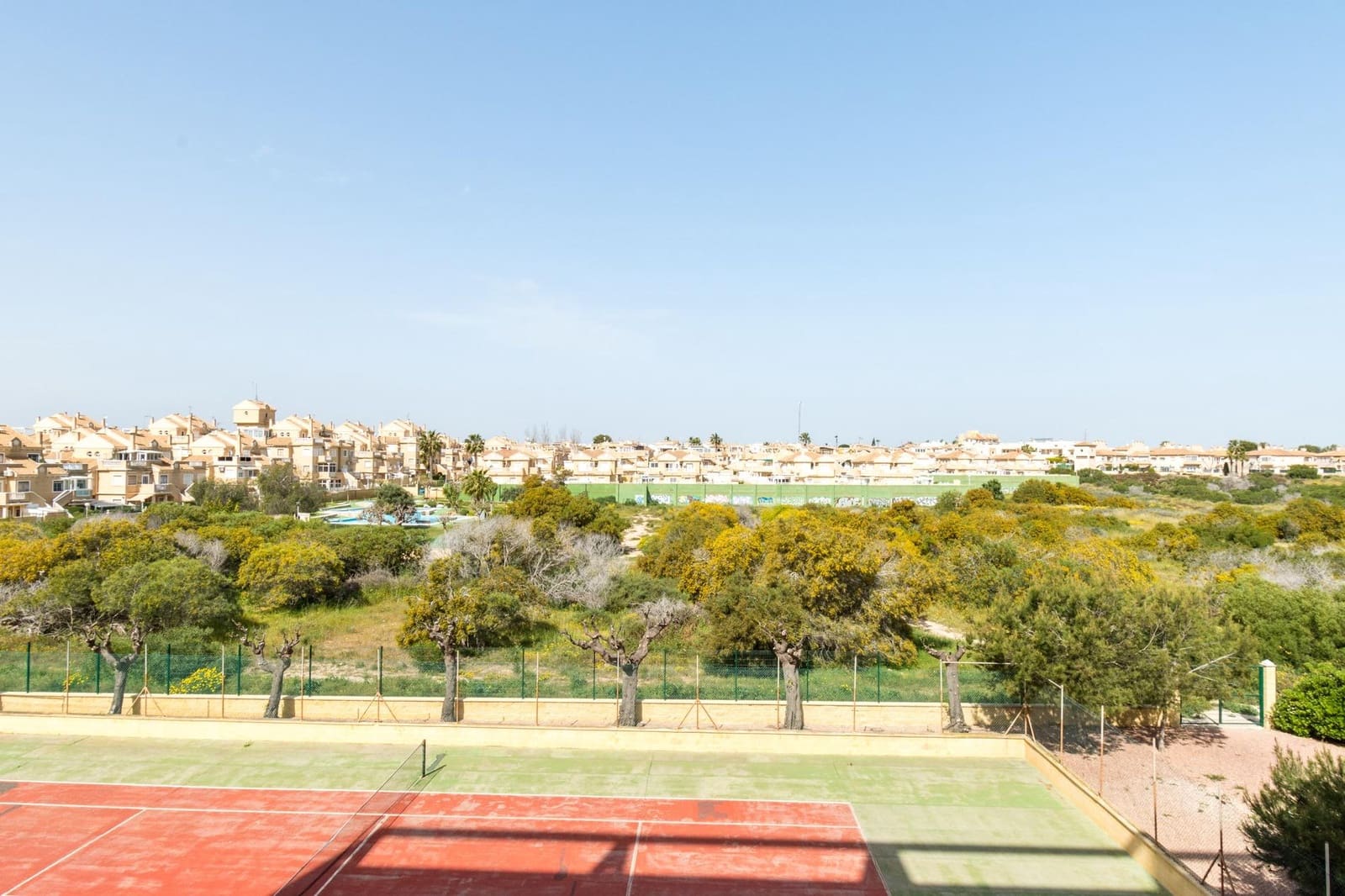 1 chambre Appartement à vendre à Torrevieja avec piscine - 127 260 € (Ref: 9758989)