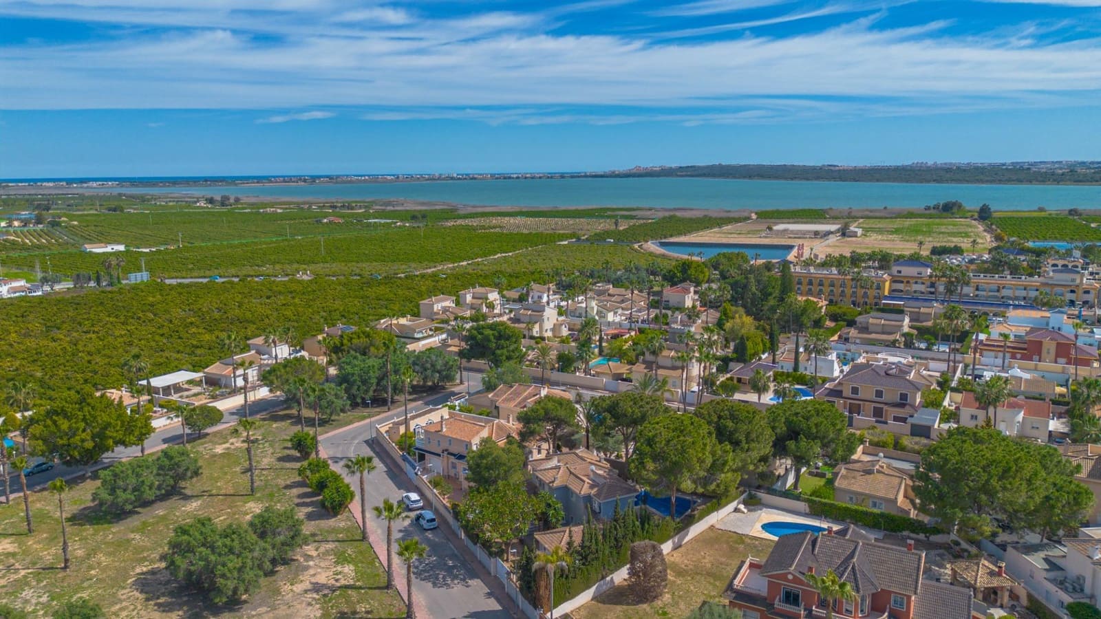 5 quarto Moradia para venda em Pueblo Bravo com piscina garagem - 599 000 € (Ref: 9780585)