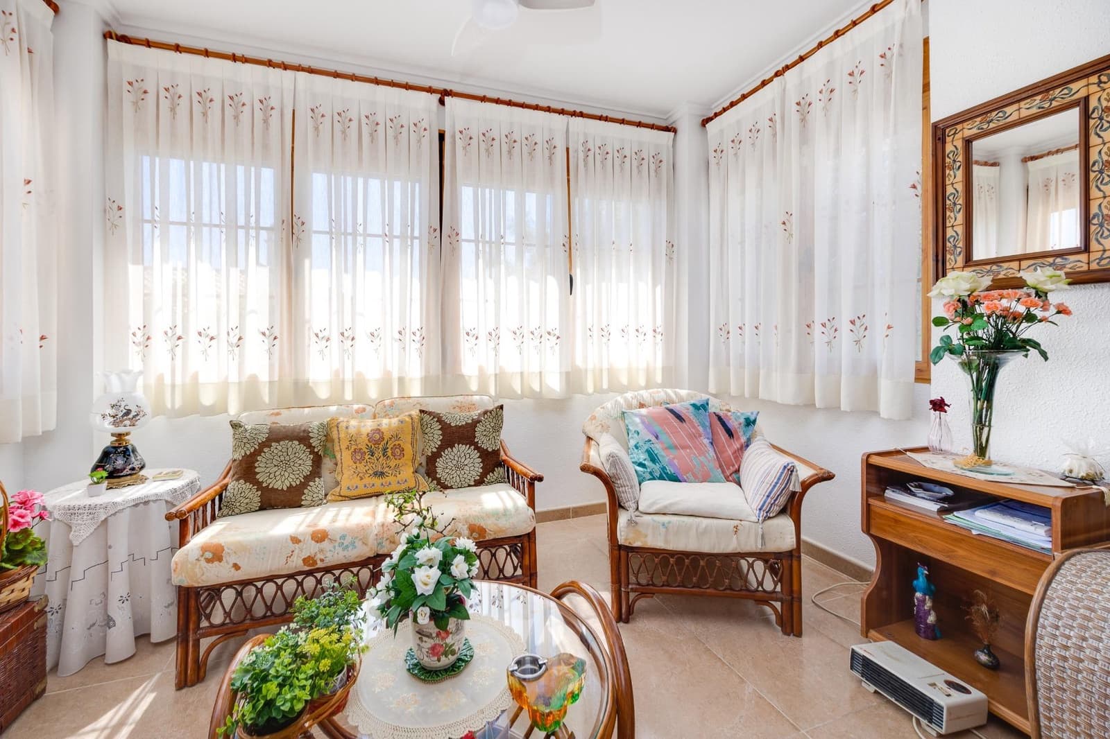 4 bedroom Villa for sale in La Mata with pool garage - € 365,000 (Ref: 9783611)