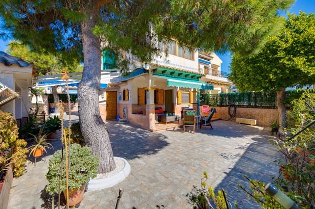 4 camera da letto Villa in vendita in La Mata, Torrevieja con piscina garage - 365.000 € (Rif: 9783611)