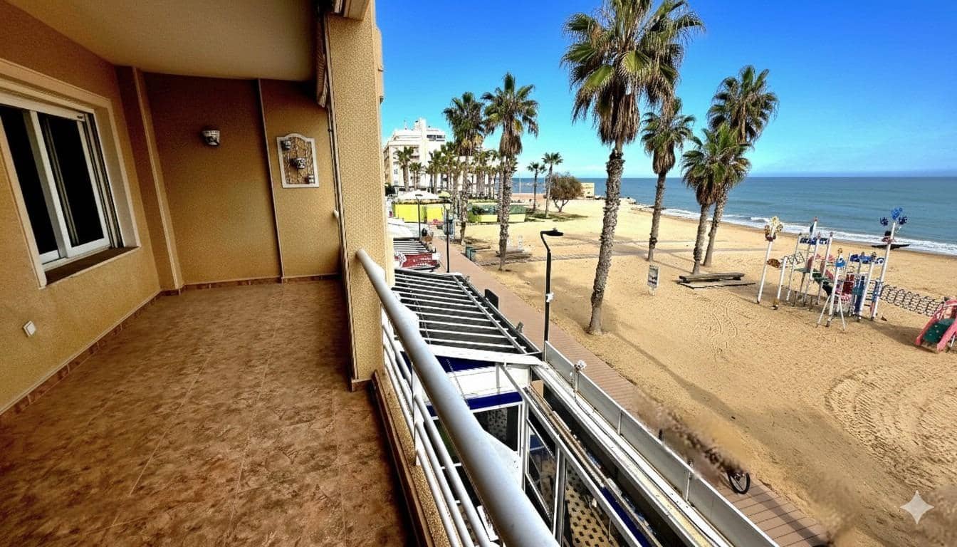 Apartamento de 3 habitaciones en Torrevieja en venta - 365.000 € (Ref: 9791077)