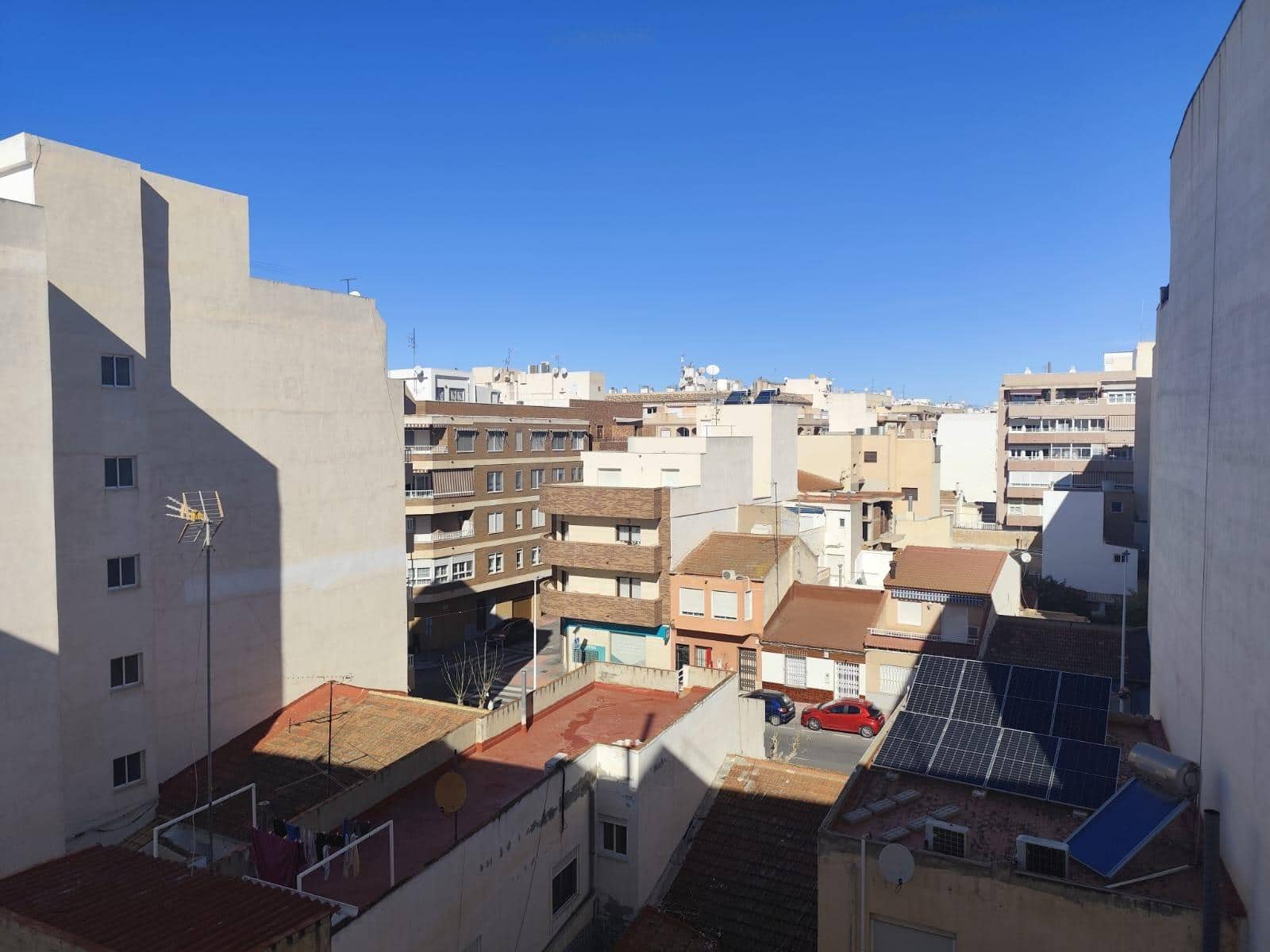 2 chambre Appartement à vendre à Torrevieja - 135 000 € (Ref: 9811937)