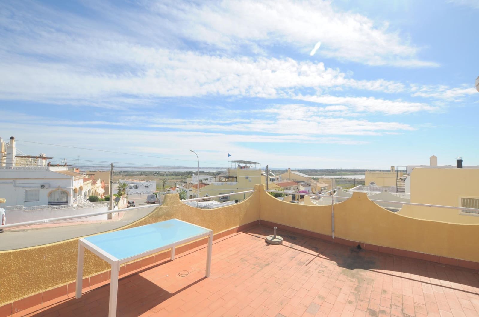 3 slaapkamer Villa te koop in San Miguel de Salinas met zwembad - € 199.000 (Ref: 9811938)
