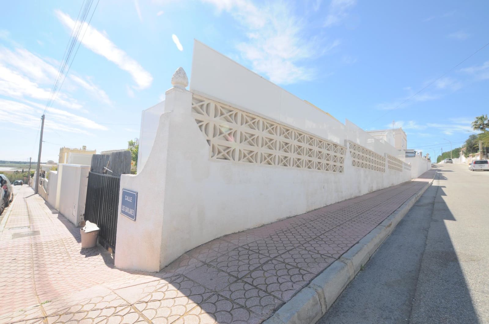 3 slaapkamer Villa te koop in San Miguel de Salinas met zwembad - € 199.000 (Ref: 9811938)