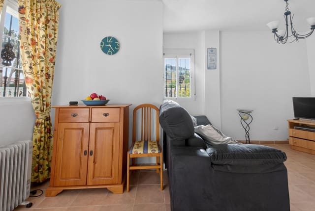 2 Zimmer Reihenhaus zu verkaufen in El Limonar, Torrevieja mit Pool - 183.000 € (Ref: 9818257)