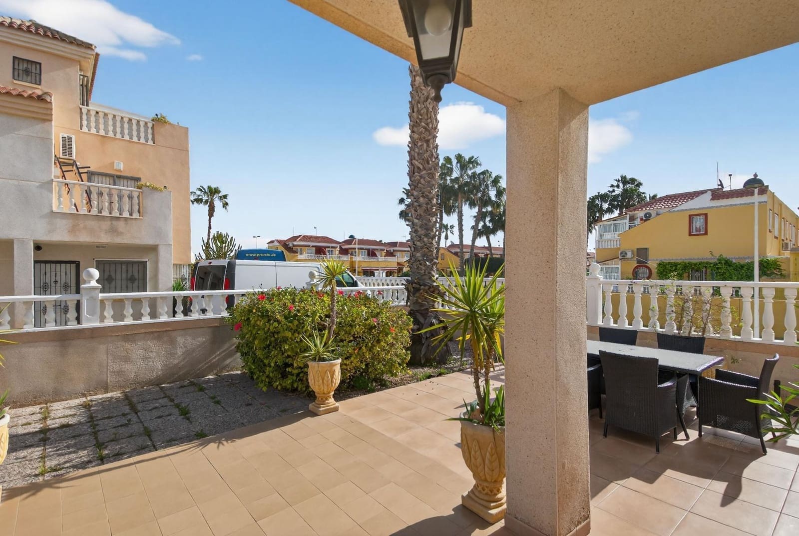 2 Zimmer Reihenhaus zu verkaufen in El Limonar mit Pool - 183.000 € (Ref: 9818257)