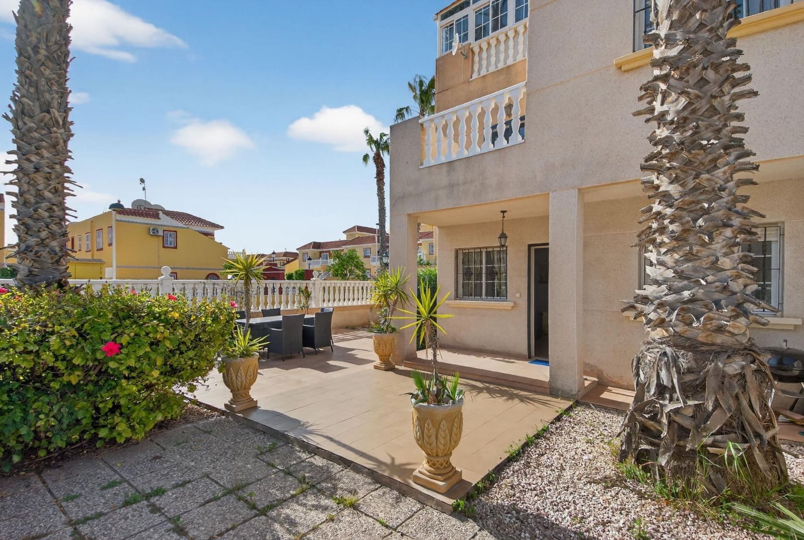 2 Zimmer Reihenhaus zu verkaufen in El Limonar mit Pool - 183.000 € (Ref: 9818257)