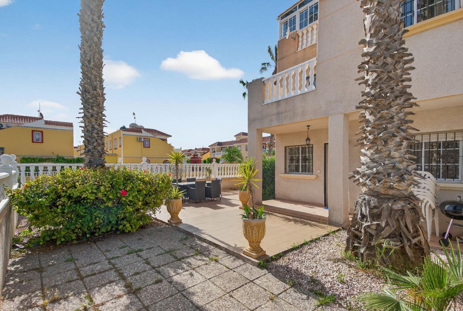 2 Zimmer Reihenhaus zu verkaufen in El Limonar mit Pool - 183.000 € (Ref: 9818257)