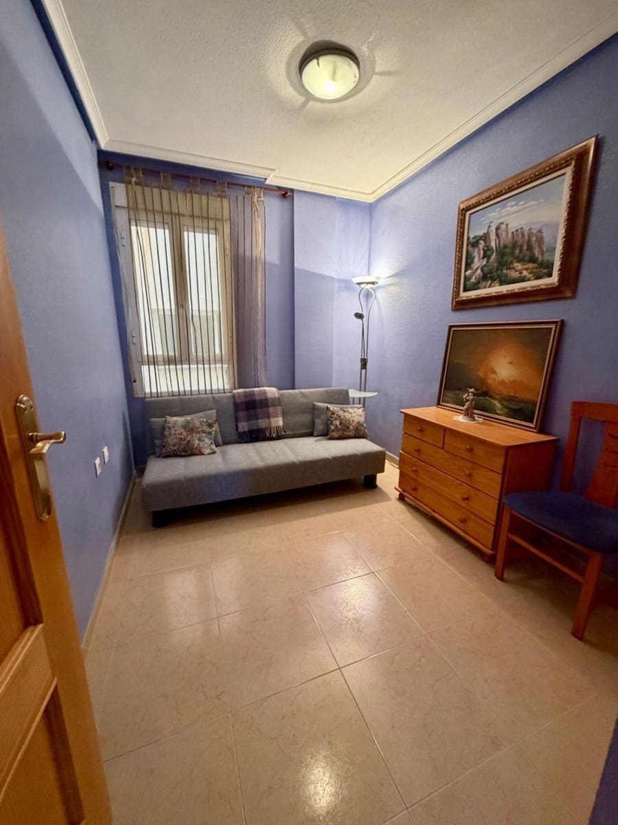 2 makuuhuone Huoneisto myytävänä paikassa Torrevieja - 119 900 € (Ref: 9822951)