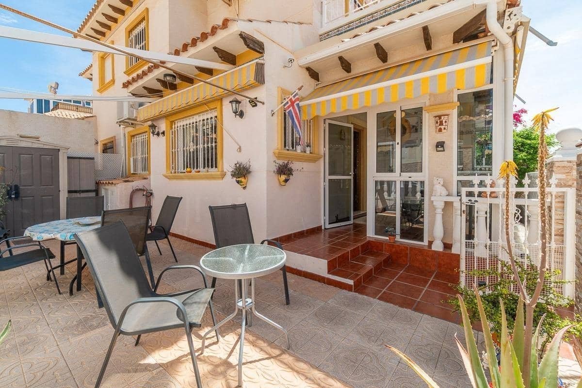 2 bedroom Villa for sale in Playa Flamenca - € 215,000 (Ref: 9831561)