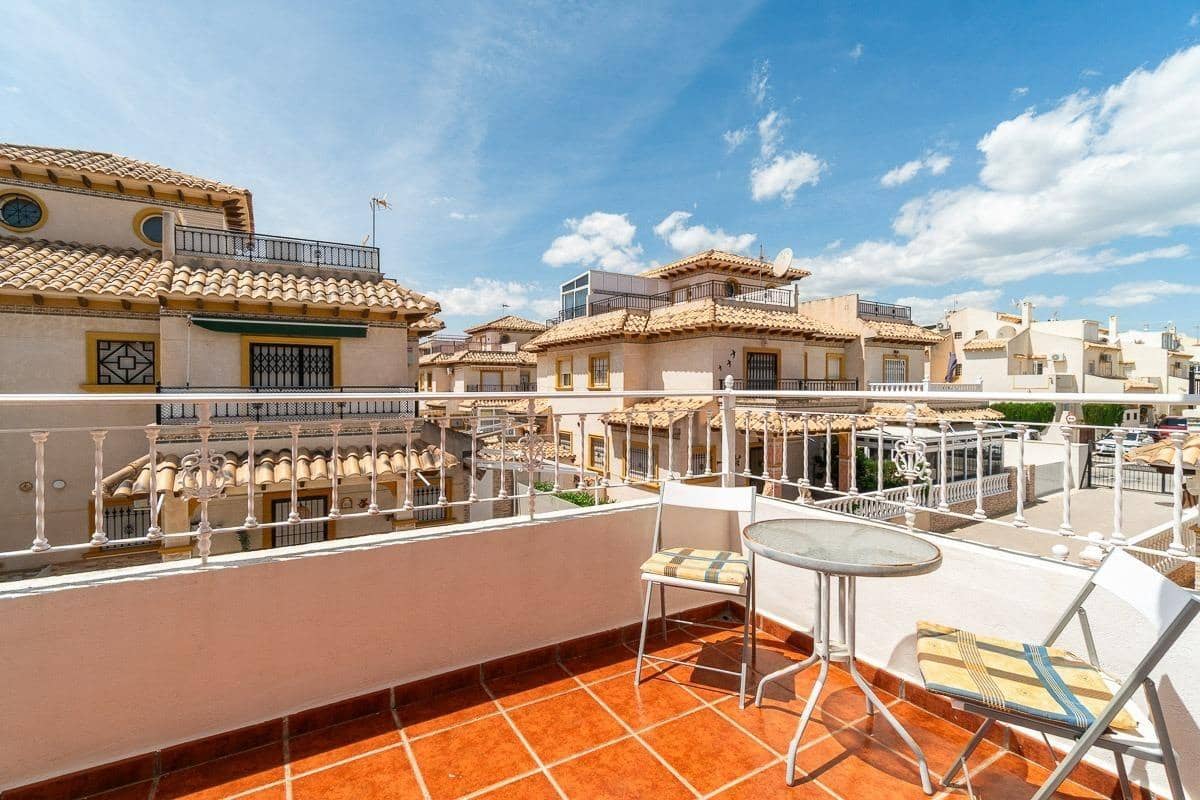 2 bedroom Villa for sale in Playa Flamenca - € 215,000 (Ref: 9831561)