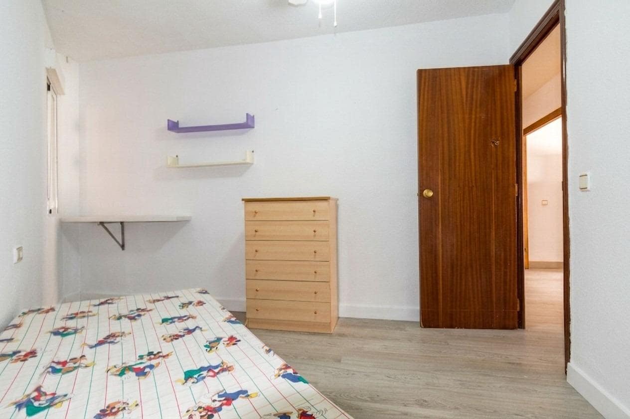 2 quarto Apartamento para venda em Torrevieja com piscina - 149 900 € (Ref: 9833686)