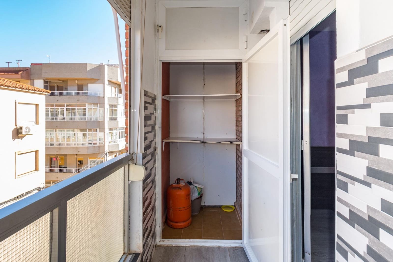 2 quarto Apartamento para venda em Torrevieja com piscina - 149 900 € (Ref: 9833686)
