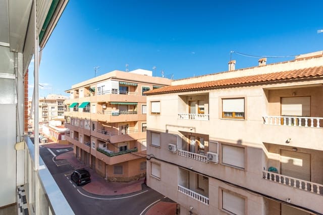 2 soveværelse Lejlighed til salg i Playa de los Náufragos, Torrevieja med swimmingpool - € 149.900 (Ref: 9833686)