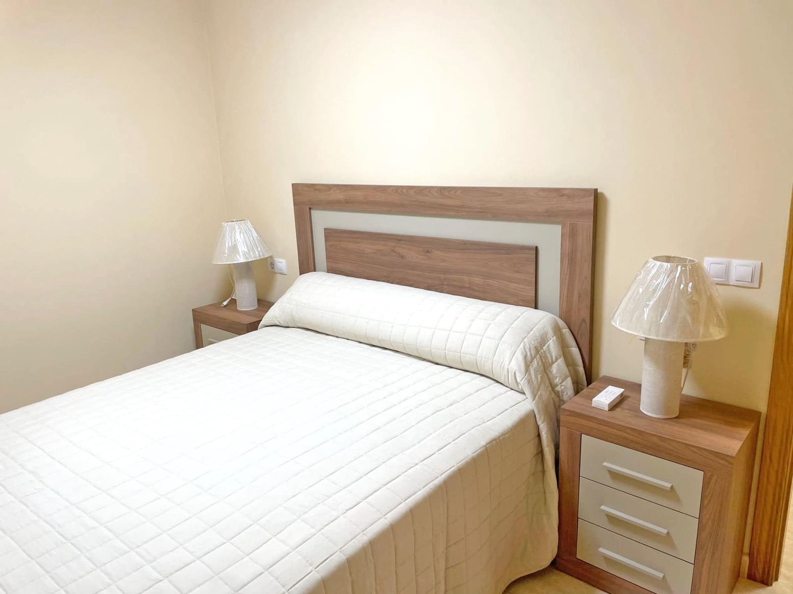 2 bedroom Apartment for sale in Guardamar del Segura with pool - € 155,000 (Ref: 9839278)