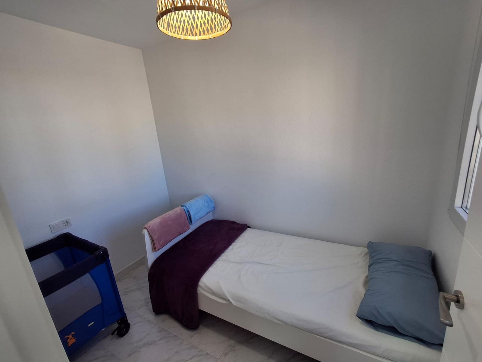 3 soveværelse Rækkehus til salg i Torrevieja med swimmingpool - € 175.000 (Ref: 9849403)