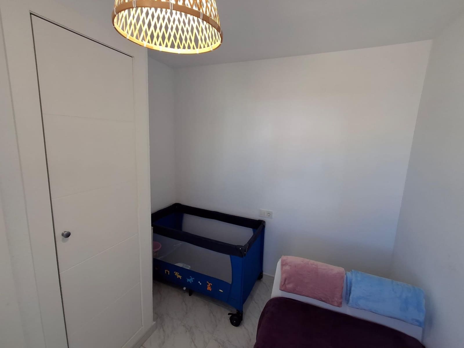 3 soveværelse Rækkehus til salg i Torrevieja med swimmingpool - € 175.000 (Ref: 9849403)