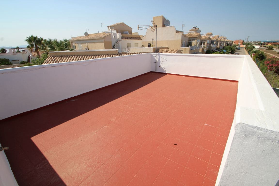 2 chambre Villa/Maison à vendre à Torrevieja avec piscine - 228 000 € (Ref: 9851789)