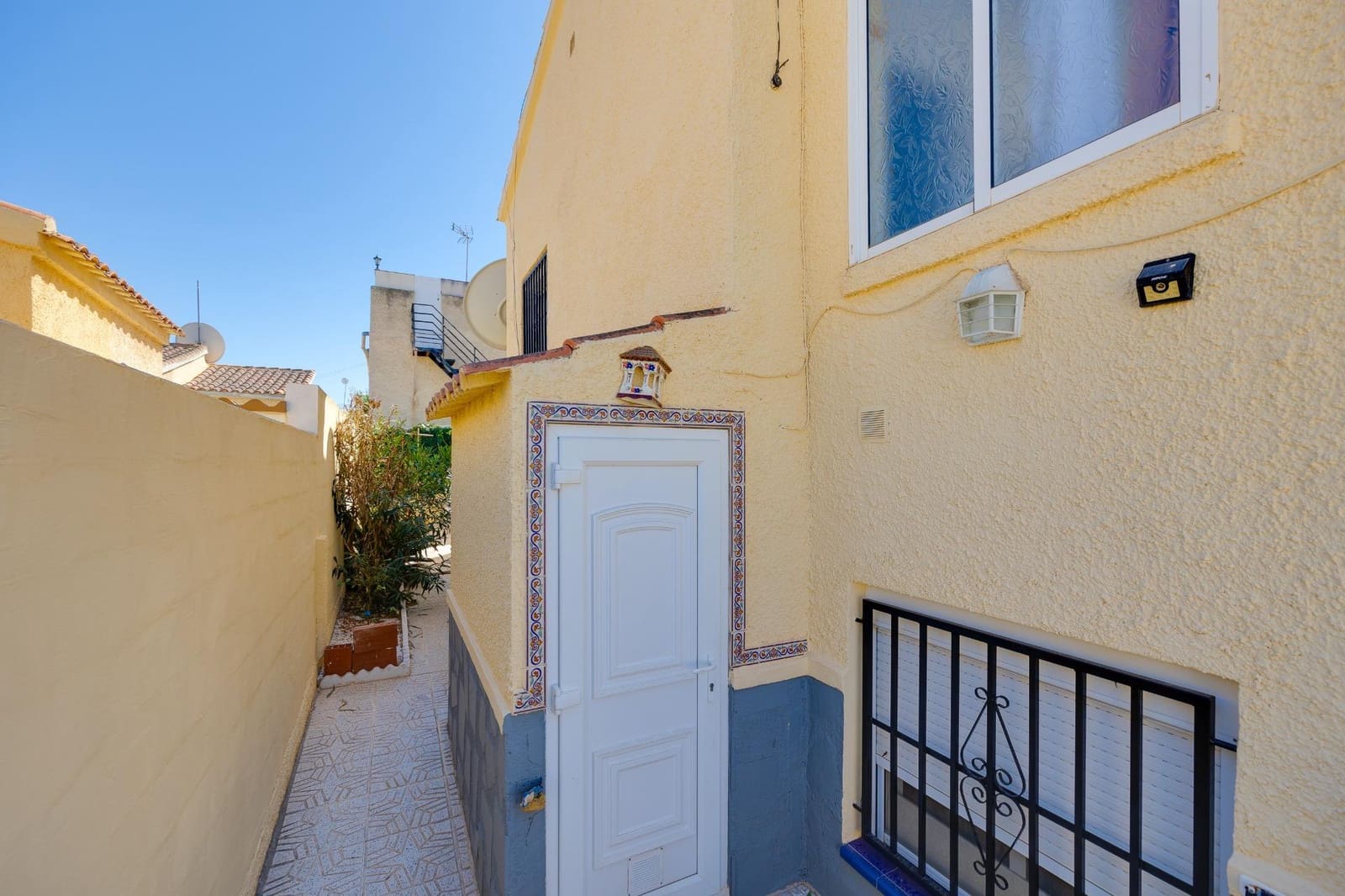 3 soverom Villa til salgs i San Fulgencio med svømmebasseng - € 225 000 (Ref: 9851790)