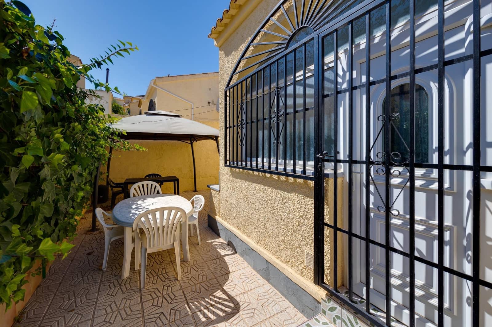 3 soverom Villa til salgs i San Fulgencio med svømmebasseng - € 225 000 (Ref: 9851790)