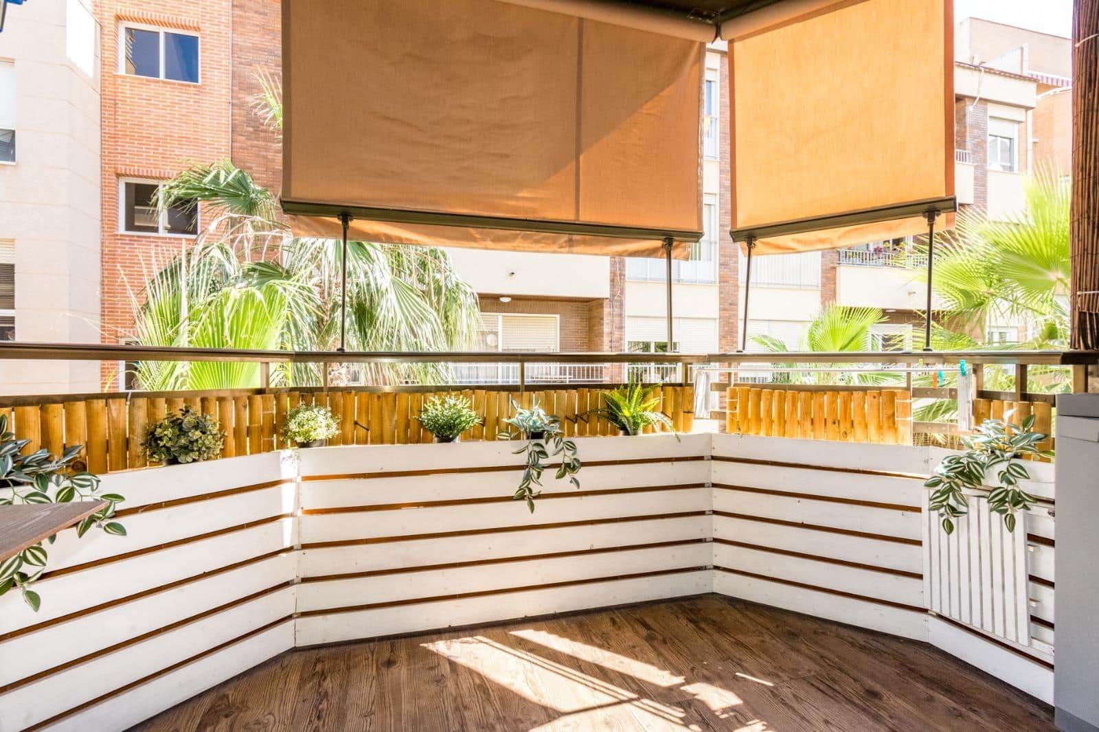 4 quarto Apartamento para venda em Torrevieja com garagem - 345 000 € (Ref: 9855491)