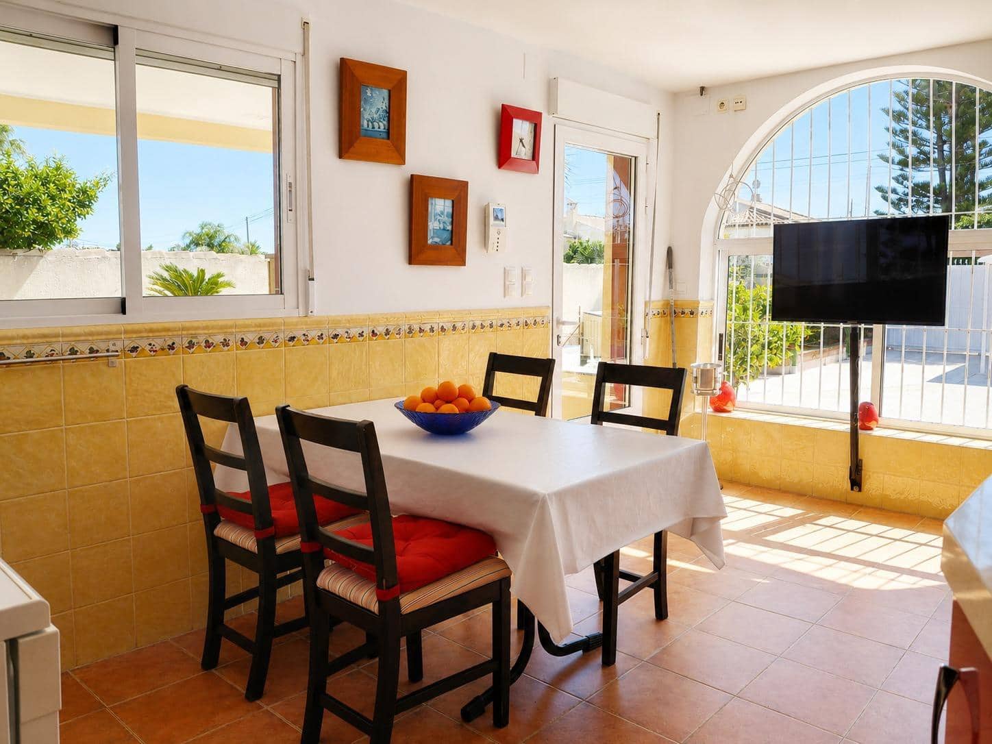 4 soverom Villa til salgs i Torrevieja med svømmebasseng - € 454 900 (Ref: 9858122)