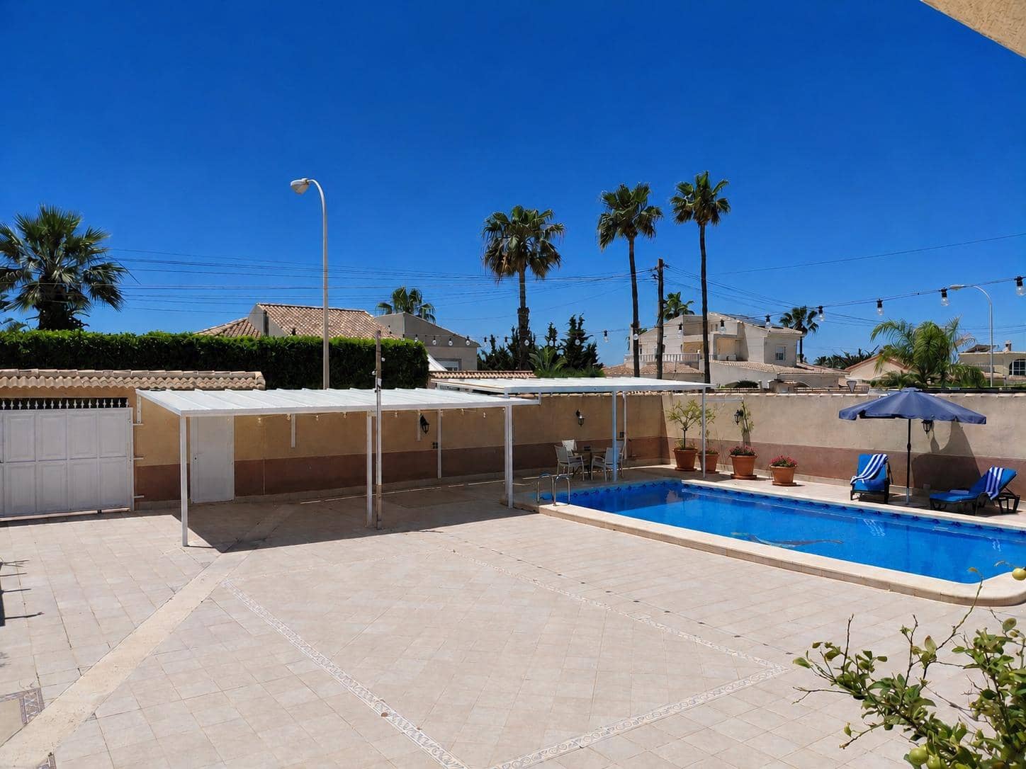 4 soverom Villa til salgs i Torrevieja med svømmebasseng - € 454 900 (Ref: 9858122)