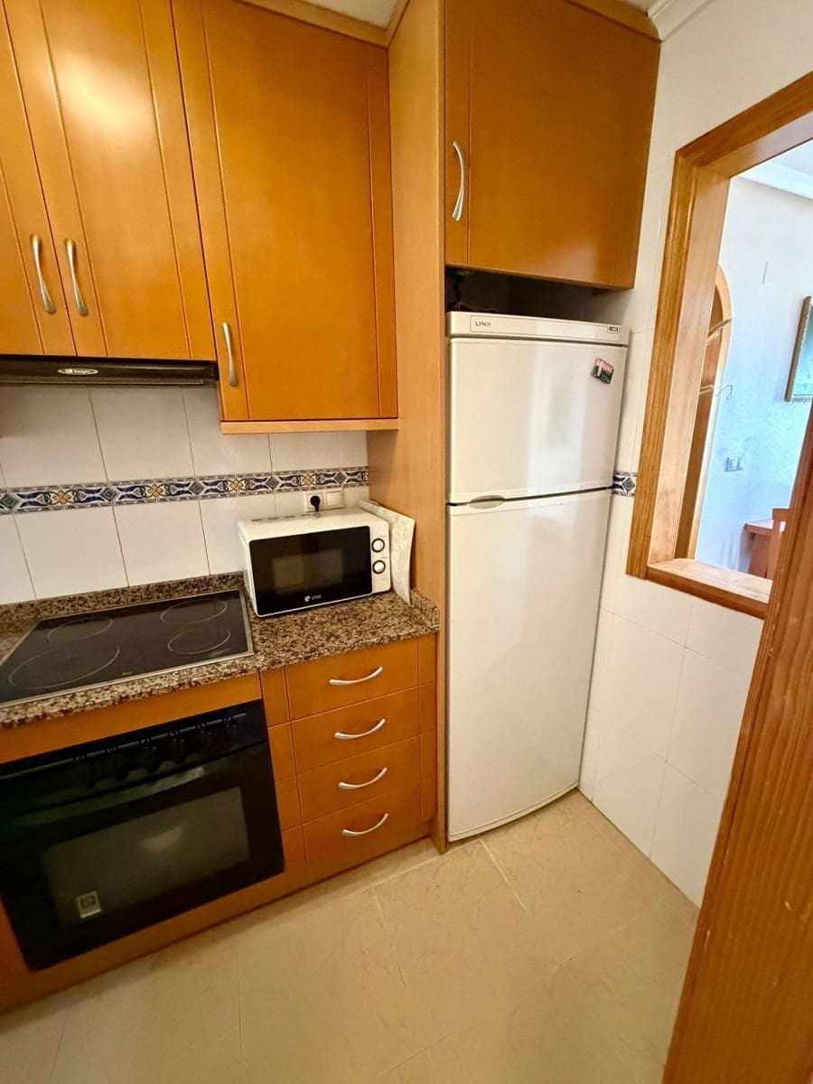 2 soverom Leilighet til salgs i Torrevieja - € 124 900 (Ref: 9860124)