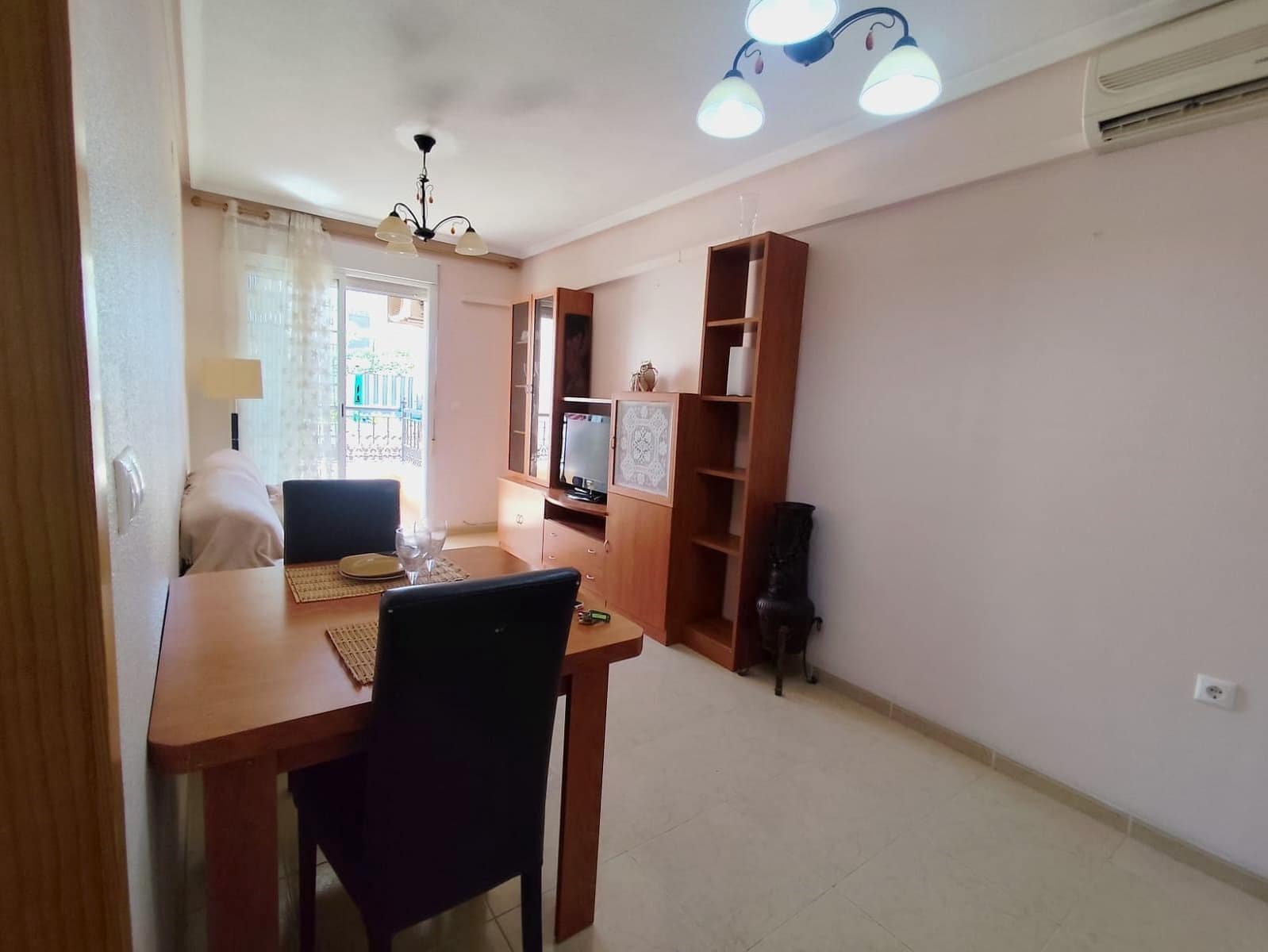2 soverom Leilighet til salgs i Torrevieja - € 124 900 (Ref: 9860124)
