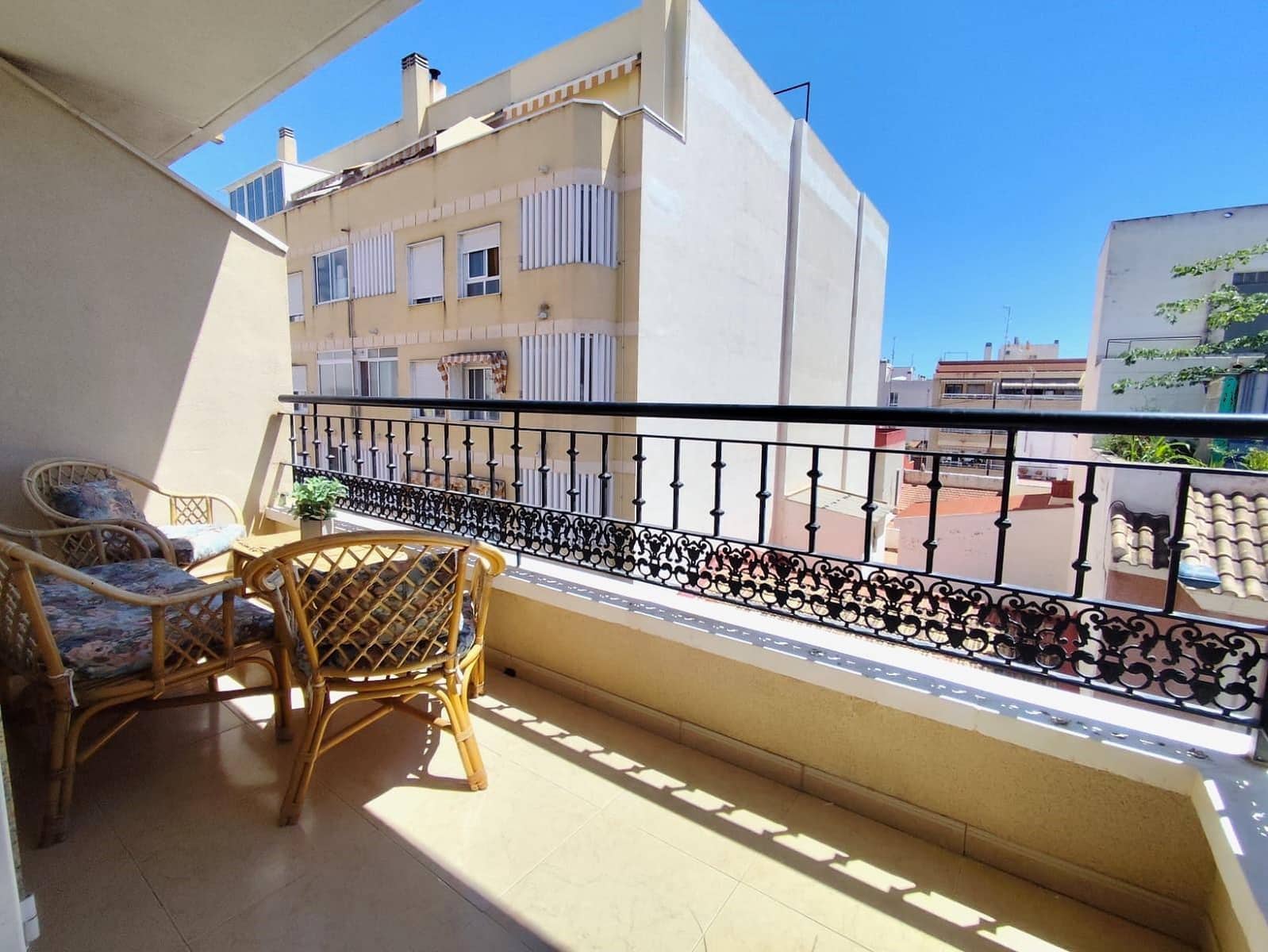 2 soverom Leilighet til salgs i Torrevieja - € 124 900 (Ref: 9860124)