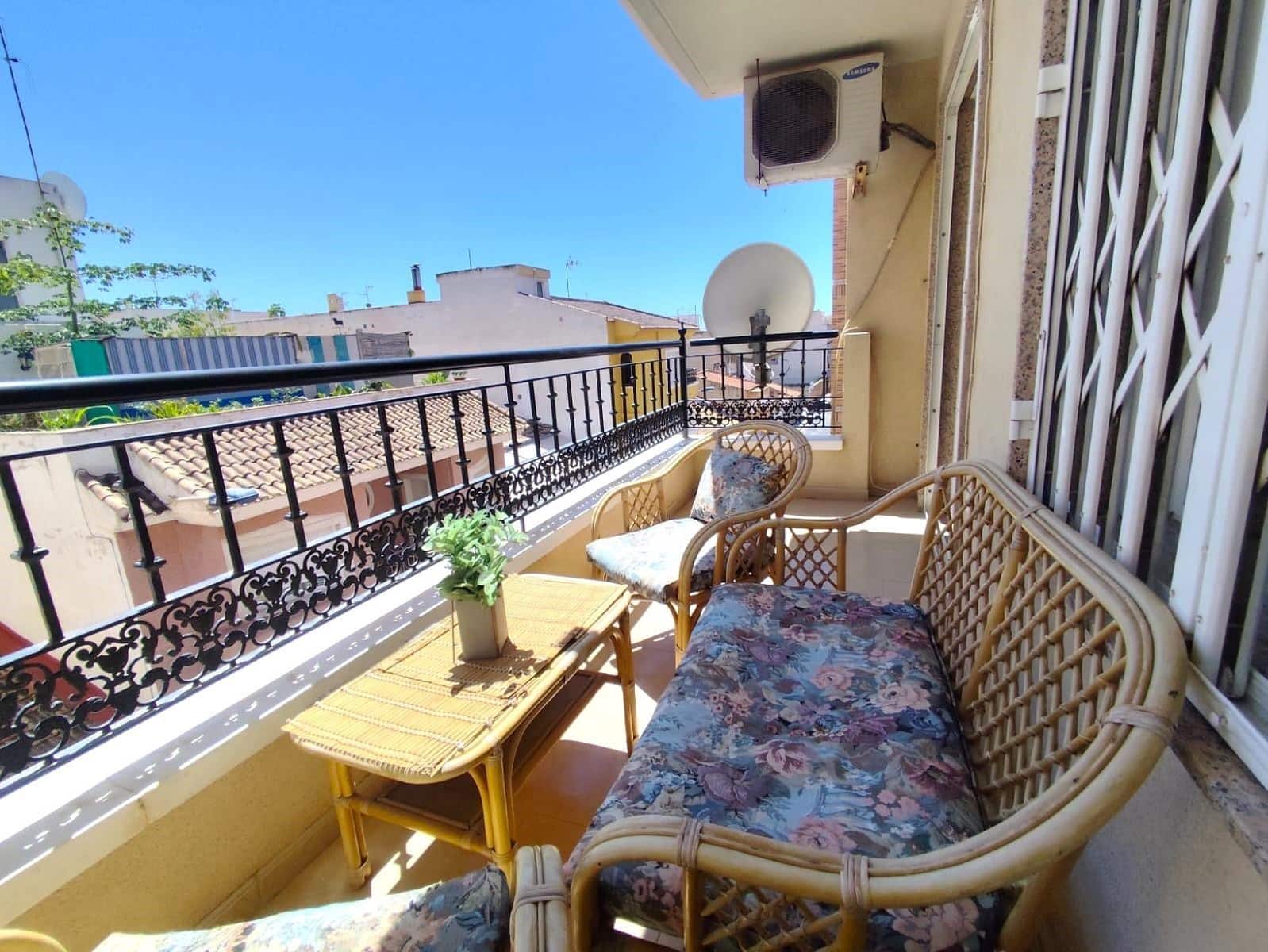 2 soverom Leilighet til salgs i Torrevieja - € 124 900 (Ref: 9860124)