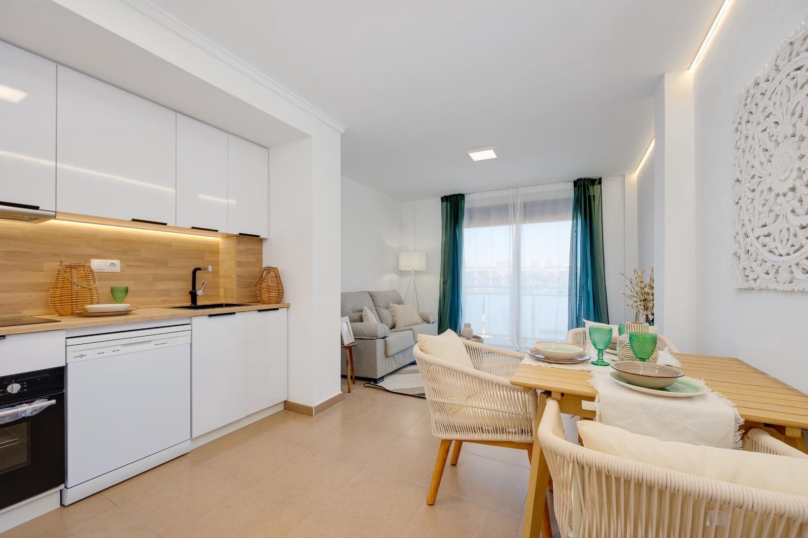 2 chambre Appartement à vendre à Torrevieja - 179 700 € (Ref: 9867040)