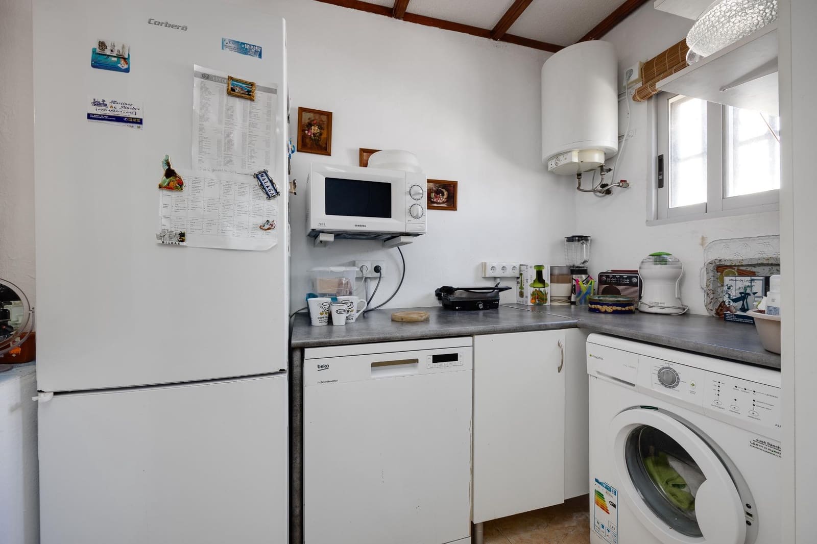 Bungalow de 2 habitaciones en Torrevieja en venta - 139.900 € (Ref: 9876467)