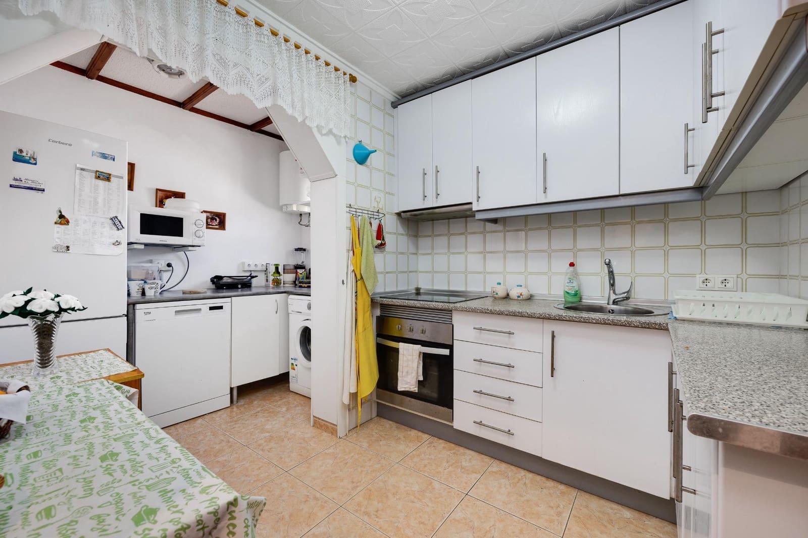 Bungalow de 2 habitaciones en Torrevieja en venta - 139.900 € (Ref: 9876467)