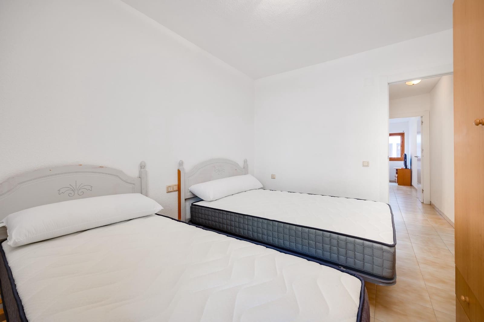2 soverom Leilighet til salgs i Torrevieja med svømmebasseng - € 130 000 (Ref: 9878893)