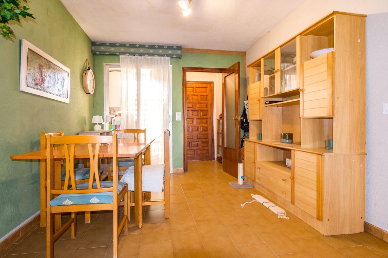 2 Zimmer Apartment zu verkaufen in Torrevieja mit Pool Garage - 140.000 € (Ref: 9881963)