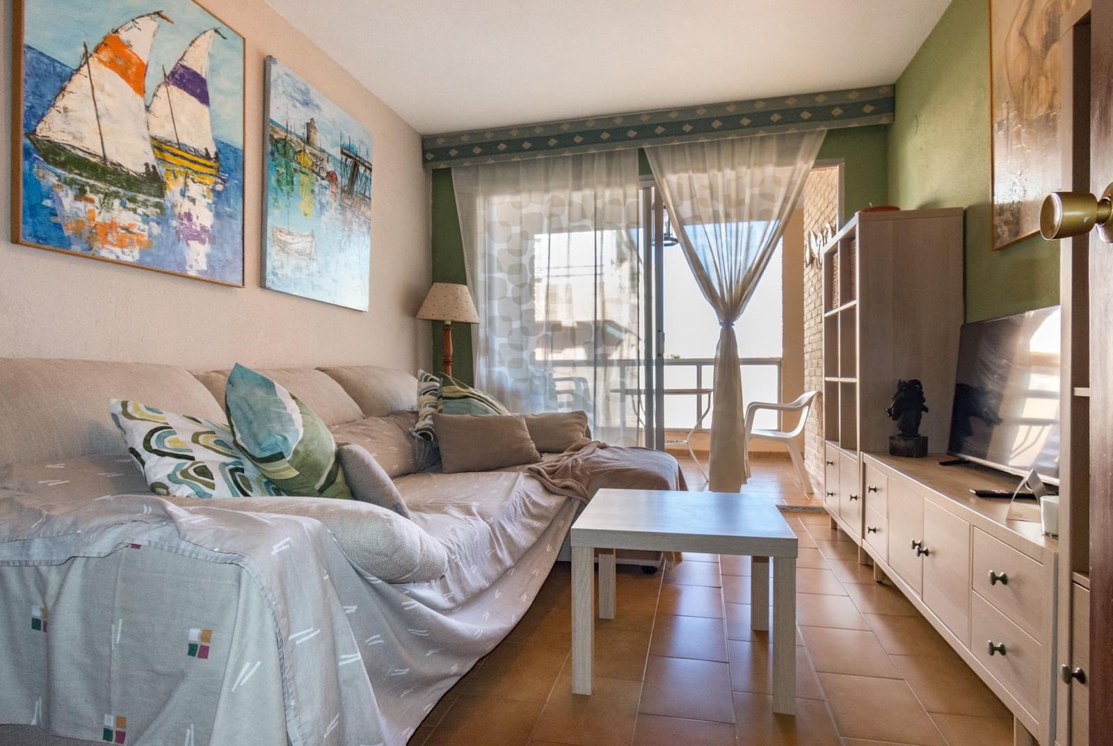2 Zimmer Apartment zu verkaufen in Torrevieja mit Pool Garage - 140.000 € (Ref: 9881963)
