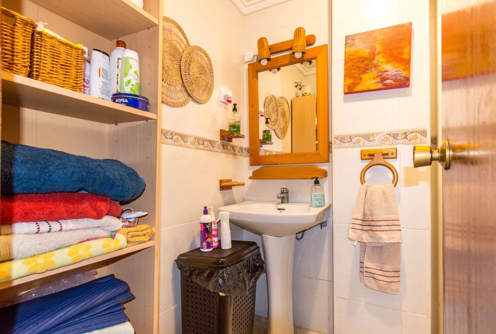 2 Zimmer Apartment zu verkaufen in Torrevieja mit Pool Garage - 140.000 € (Ref: 9881963)