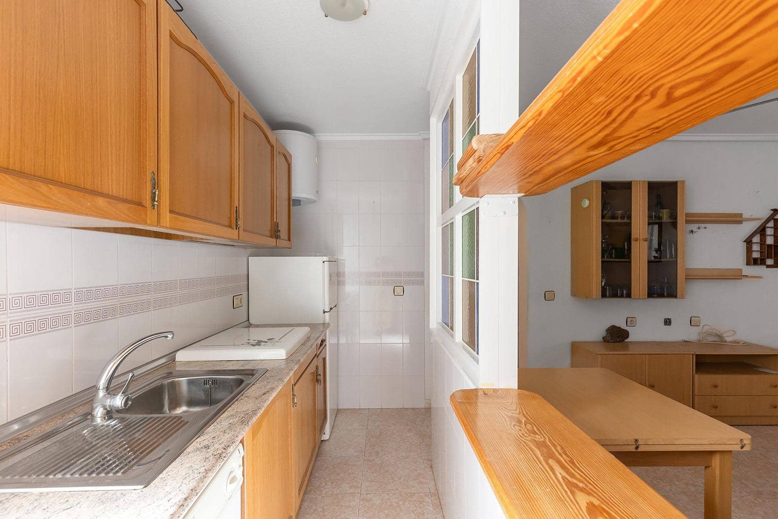 2 soveværelse Bungalow til salg i Torrevieja med swimmingpool - € 130.000 (Ref: 9884833)