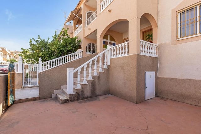 2 soveværelse Bungalow til salg i Los Balcones - Los Altos, Torrevieja med swimmingpool - € 130.000 (Ref: 9884833)
