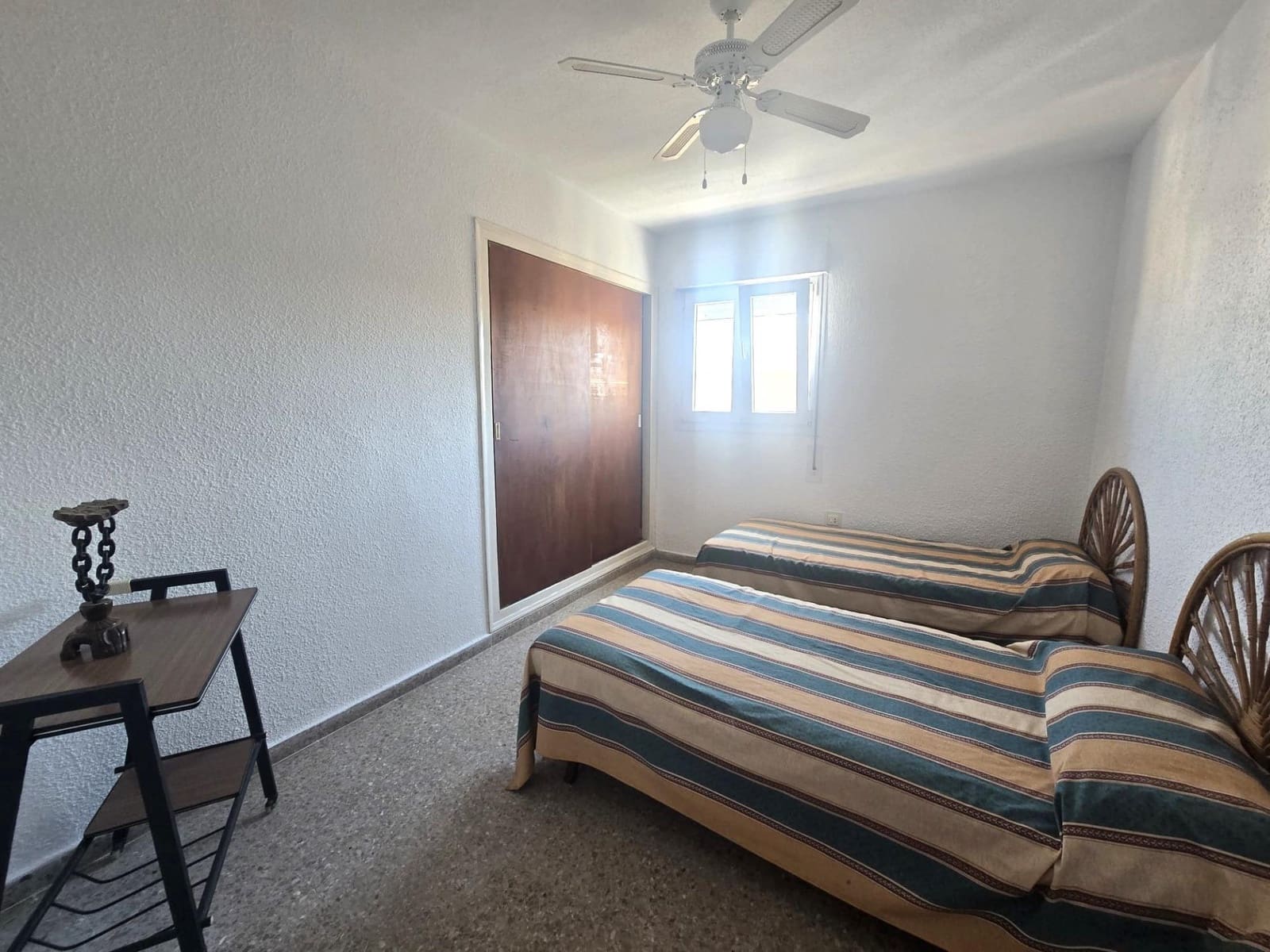 Apartamento de 3 habitaciones en Torrevieja en venta con piscina - 219.999 € (Ref: 9890407)