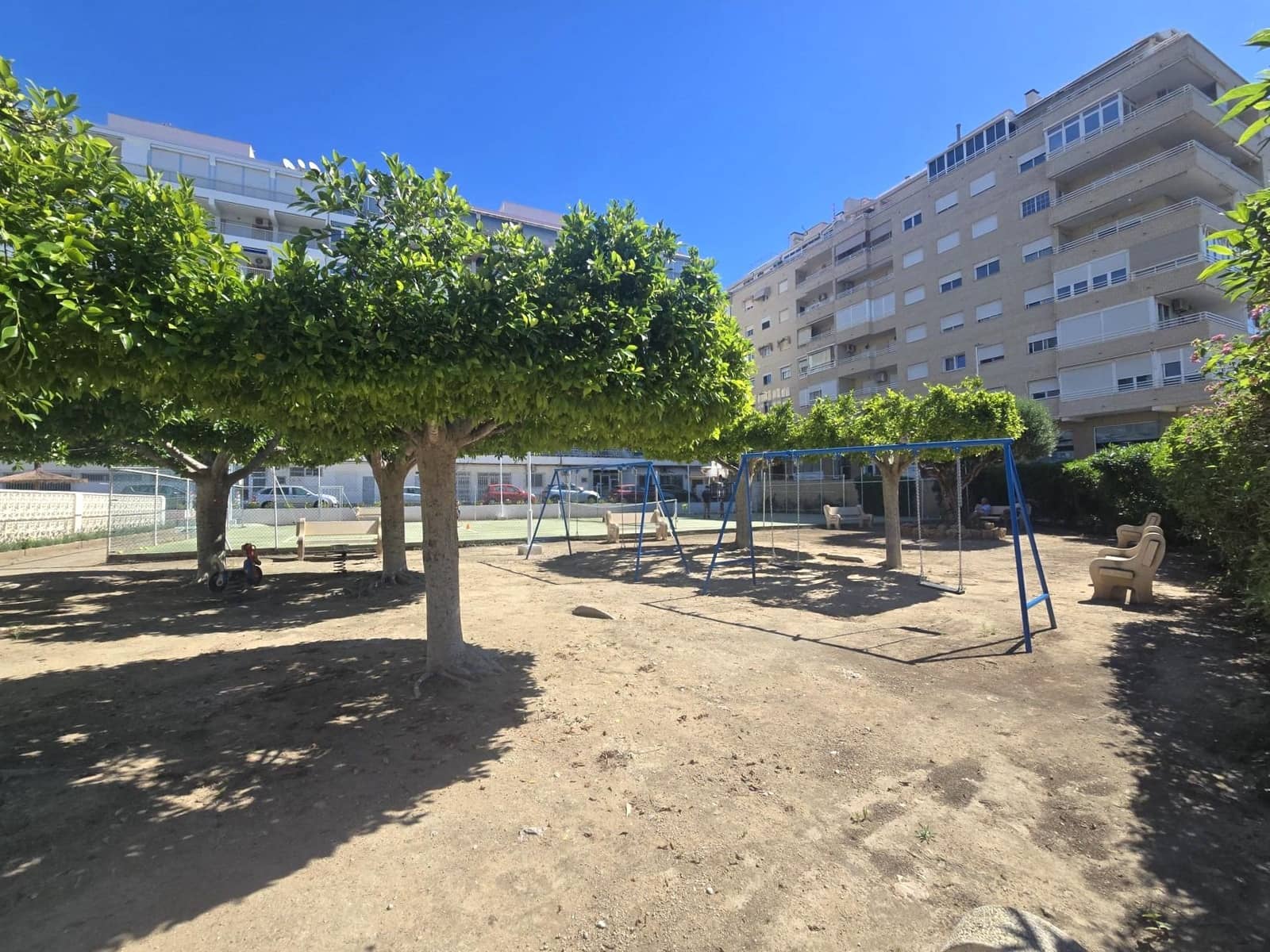 Apartamento de 3 habitaciones en Torrevieja en venta con piscina - 219.999 € (Ref: 9890407)