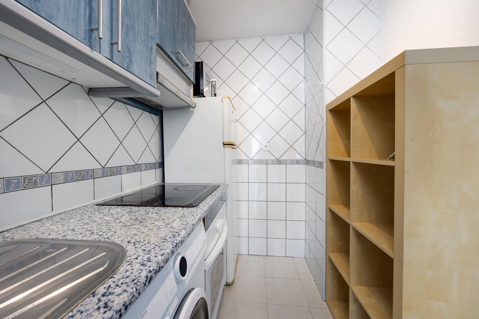 2 soveværelse Lejlighed til salg i Torrevieja med swimmingpool - € 139.500 (Ref: 9908057)