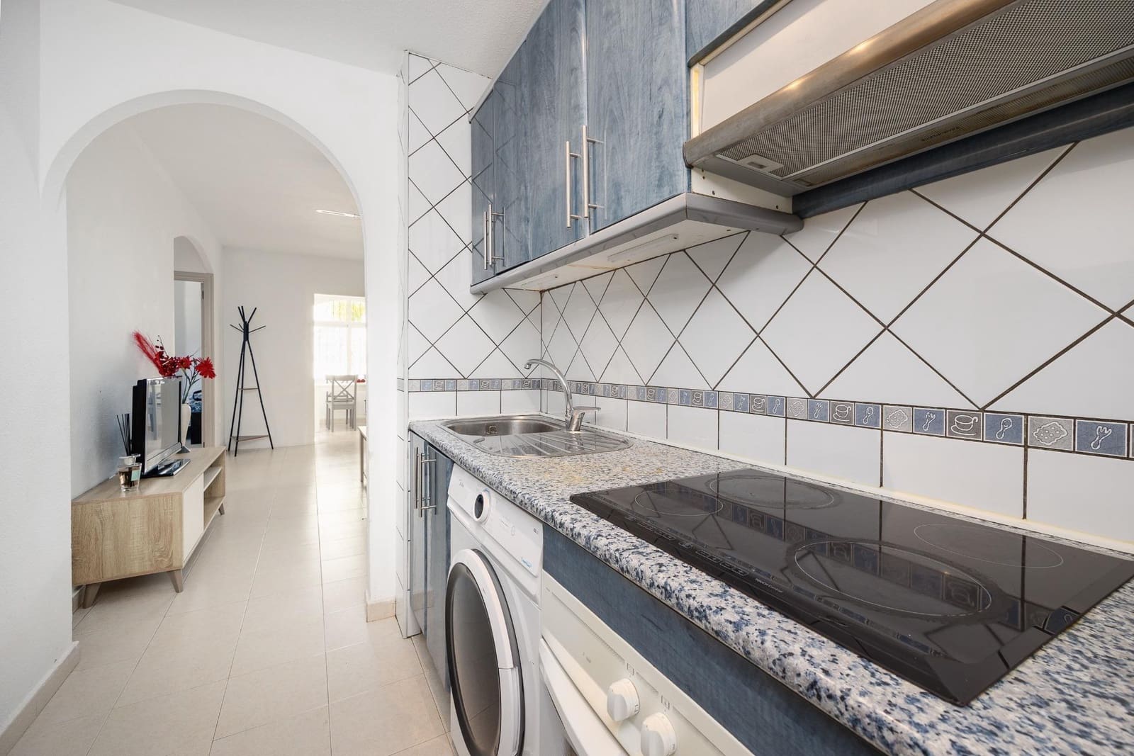 2 soveværelse Lejlighed til salg i Torrevieja med swimmingpool - € 139.500 (Ref: 9908057)