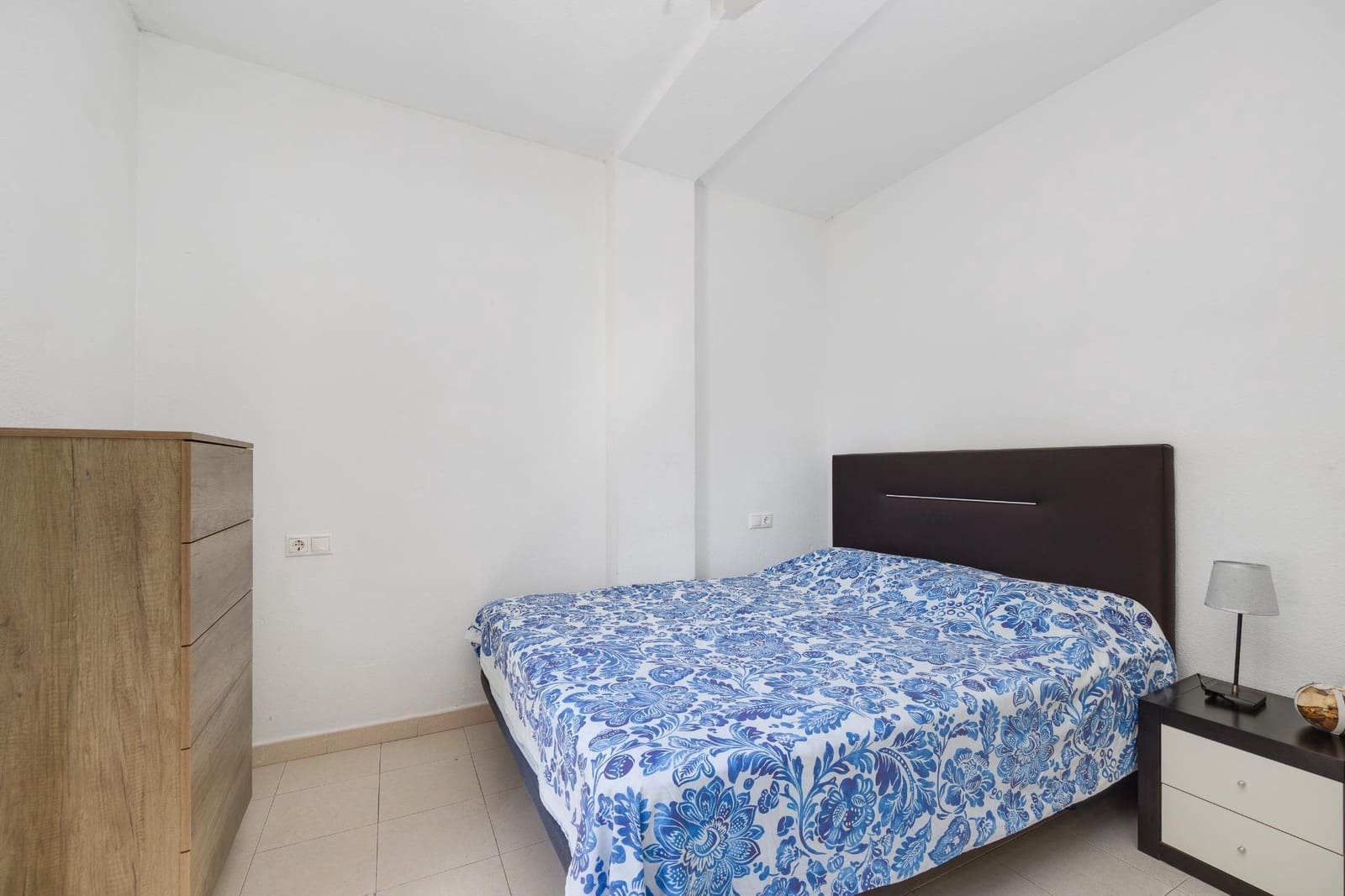 2 soveværelse Lejlighed til salg i Torrevieja med swimmingpool - € 139.500 (Ref: 9908057)