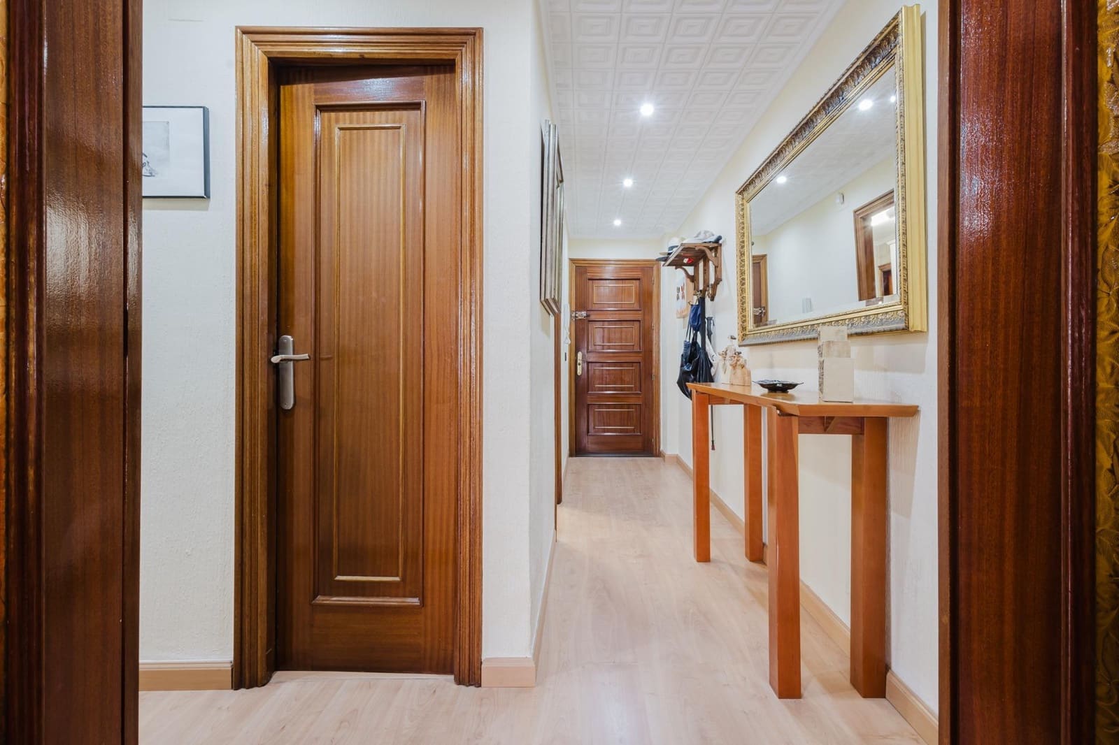 3 soveværelse Lejlighed til salg i Torrevieja med swimmingpool - € 239.000 (Ref: 9908058)