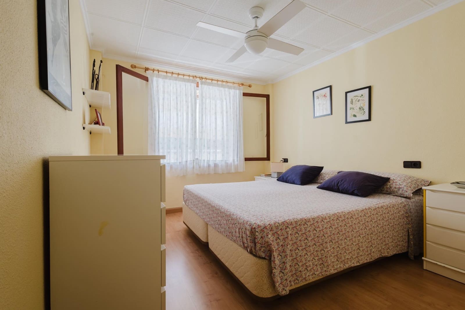 3 soveværelse Lejlighed til salg i Torrevieja med swimmingpool - € 239.000 (Ref: 9908058)